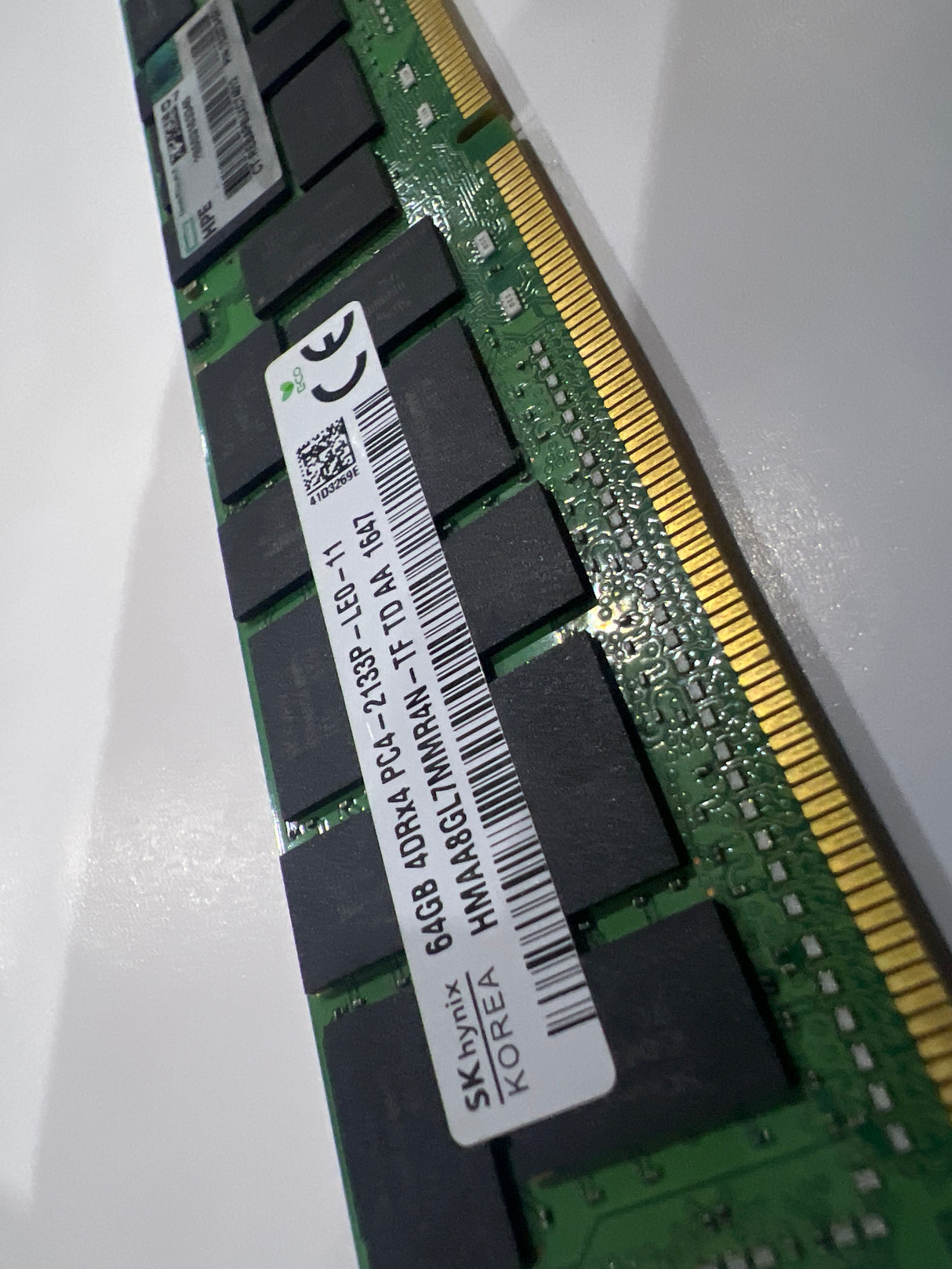 Hynix 64GB DDR4 PC4-2133P ECC Registered RDIMM Server Memory – 1x64GB 2133MHz 288-Pin DIMM
