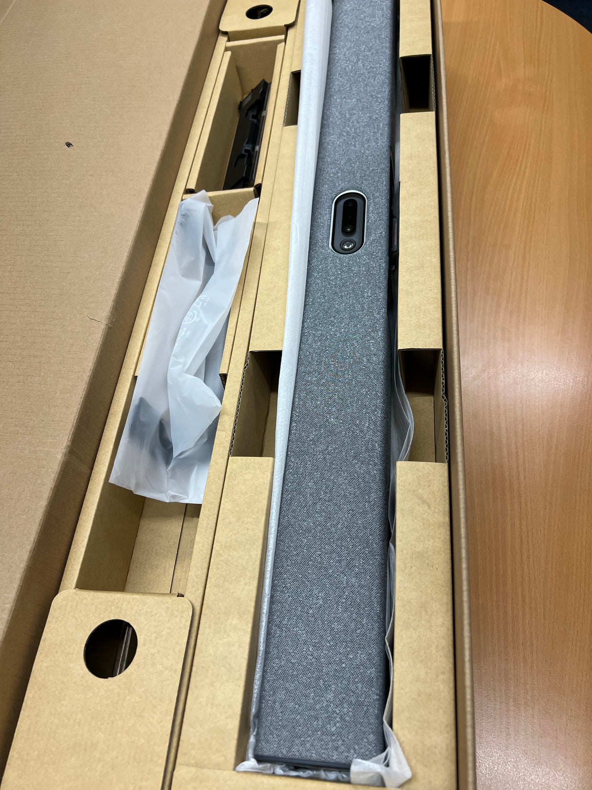 Neat Bar Pro NF-D1 Video Conferencing System – 4K Camera, Speakers & Microphones – No Controller