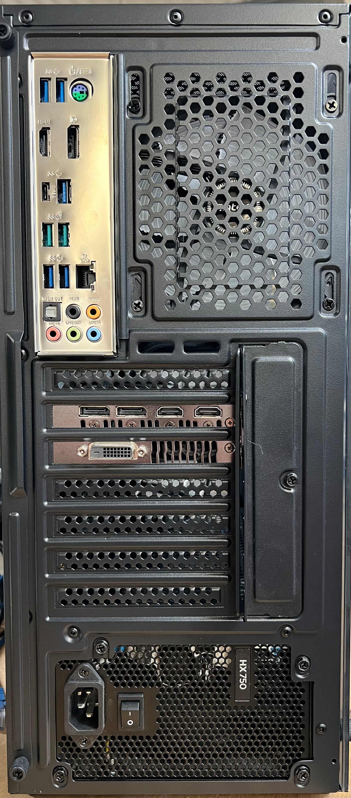 Antec Gaming PC - Ryzen 7 2700 - 32GB Corsair - 1TB SSD + 512GB NVMe - 8GB GPU - Windows 11 Pro