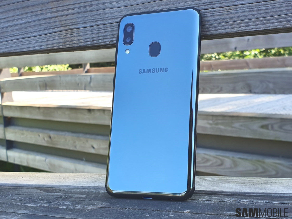 Samsung Galaxy A20e (Blue) 32GB Dual Sim, Unlocked Ready To Go!!!